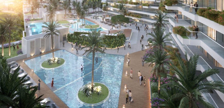 Golf Greens at Damac Hills in Dubai